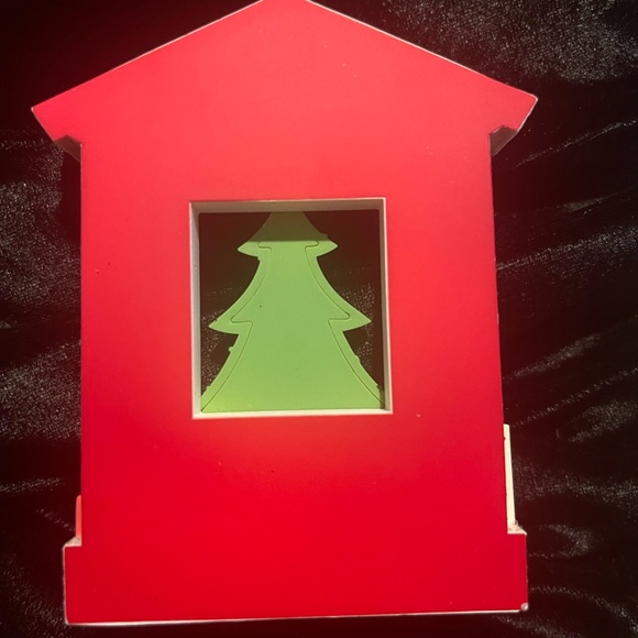 Hallmark 2009’New Home Ornament in Original Box - Picture 3 of 9